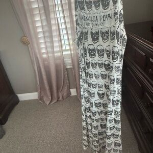 Magnolia Pearl Gray Skull Maxi Dress